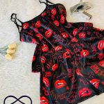 لباس خواب تاپ شورتک ساتن طرح kiss